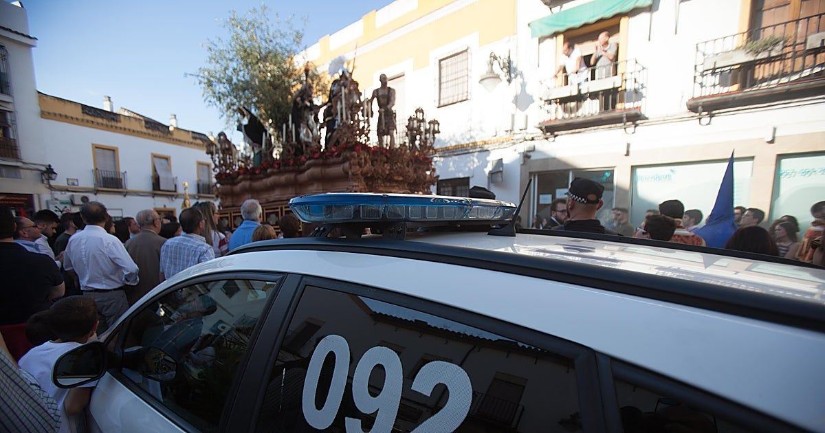 Unos 900 agentes, cámaras con IA y drones velarán por la seguridad y la movilidad en la Semana Santa de Córdoba 2026