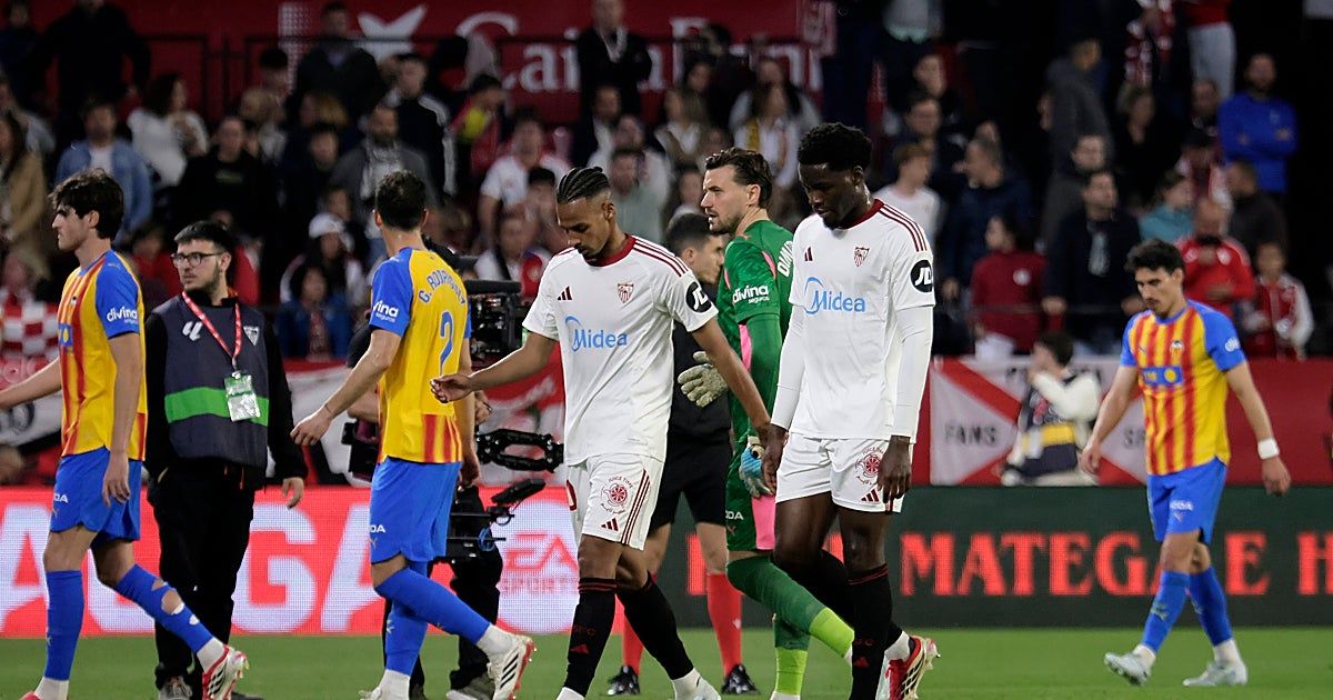 Sevilla FC - Valencia CF: Almeyda empuja al Sevilla a llamar a las puertas del infierno (0-2)