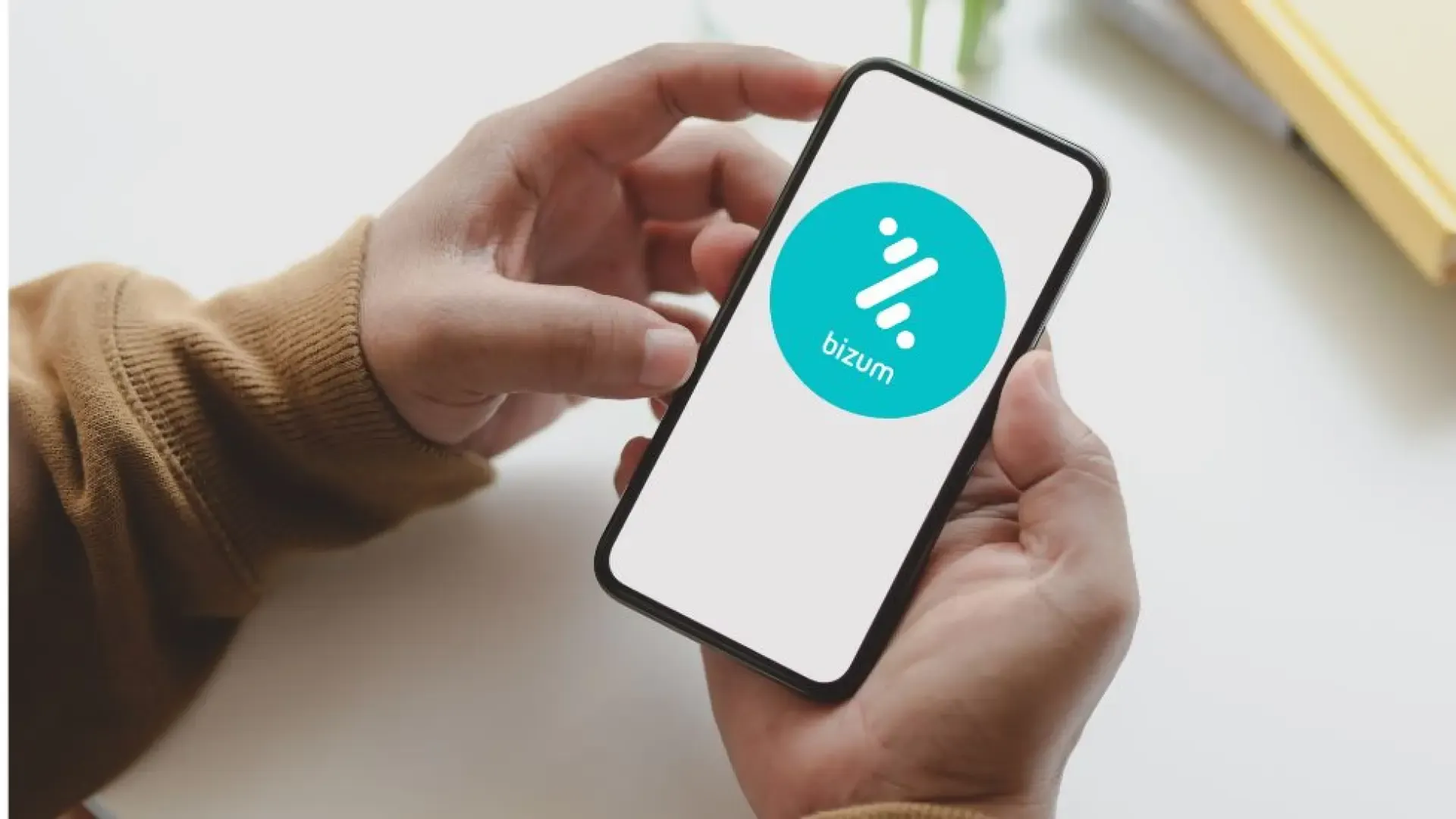 Hacienda comienza a controlar los bizum: así afecta a particulares, autónomos y empresas